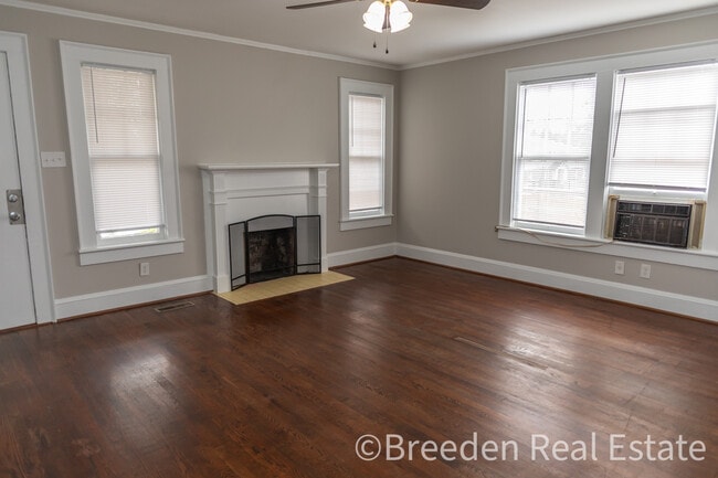 Photo - 215 Lenoir St