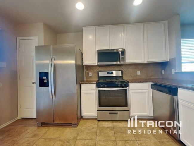 Photo - 294 Pigeonberry Pass