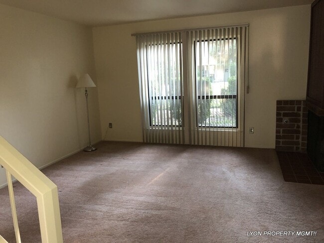 Photo - 136 Touchstone Pl