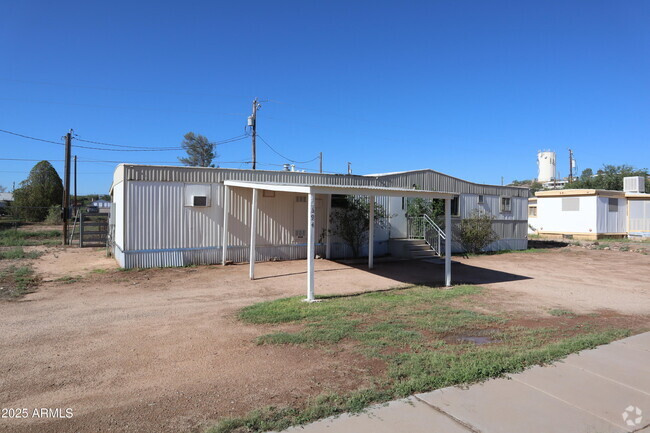 Building Photo - 694 E Lesli Dr Rental