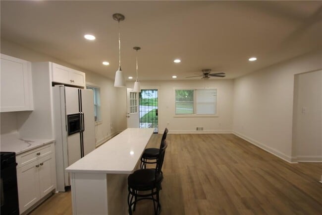 Photo - 3533 Larkspur Terrace