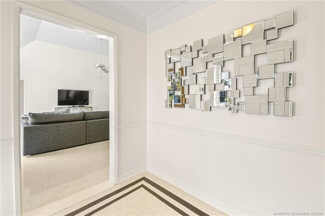 Photo - 229 Colony Rd