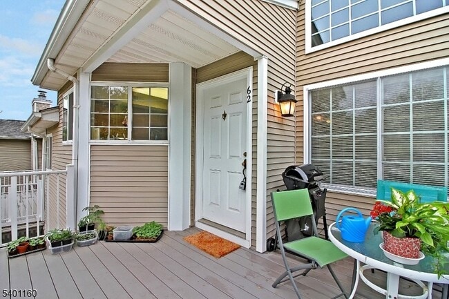 Building Photo - 62 Bentley Ct