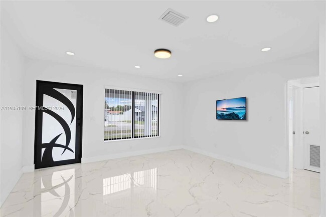 Photo - 3030 NW 99th St