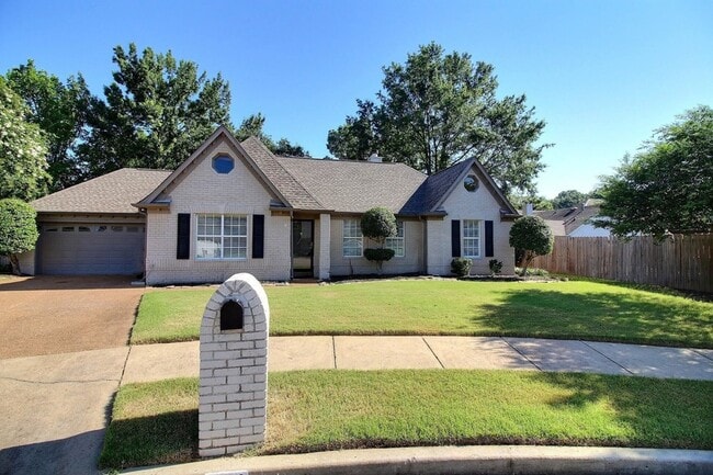 Photo - 244 Saybrook Cove