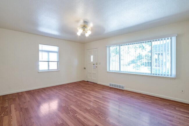 Photo - Blue Onyx Du-Plex Unit #937