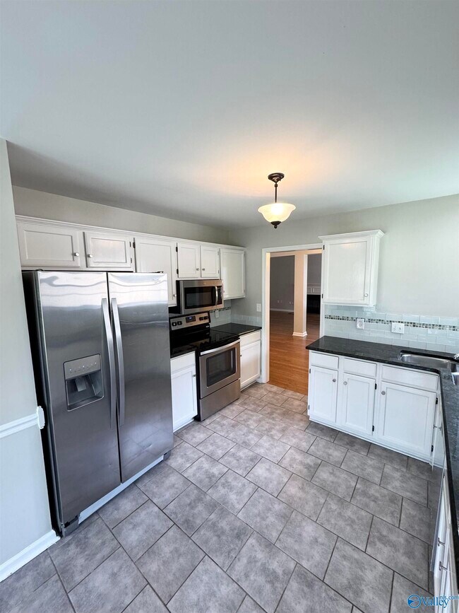 Photo - 102 Sunset Cir