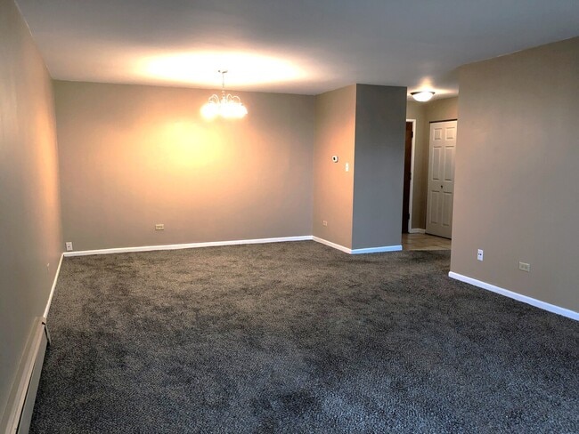 Photo - 1331 S Finley Rd Unit 208
