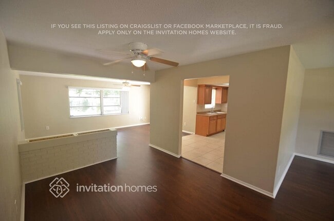Photo - 2642 Oakbrook Dr