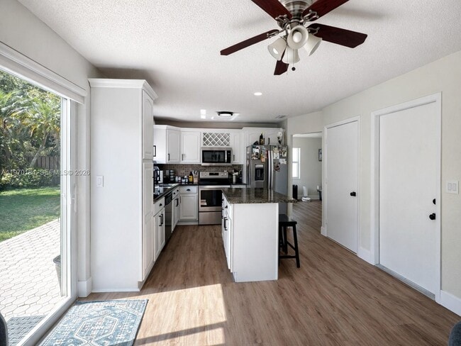 Photo - 10708 NW 12th Manor