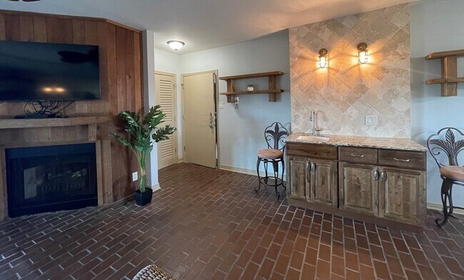 Photo - Teal Harbor Fully Furnished Unit B3