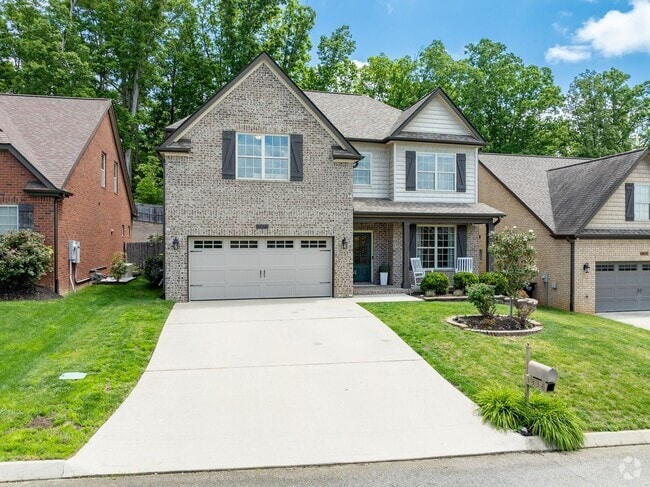 Building Photo - Knoxville 37931 - 3 bed 2.5 bath - call Li... Rental