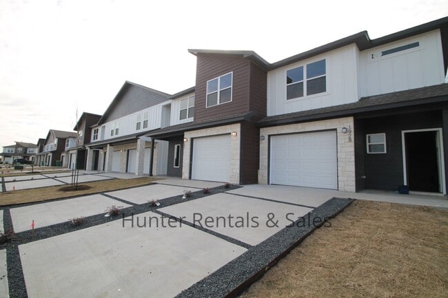 Photo - Upscale Four-Bedroom Townhome!