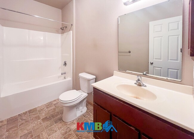 Photo - 2190 W Lake Rd Apartment Unit 102