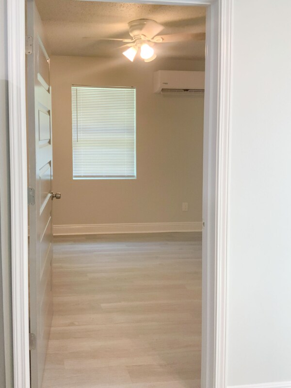 Photo - 5094 J E L Dr Unit 10