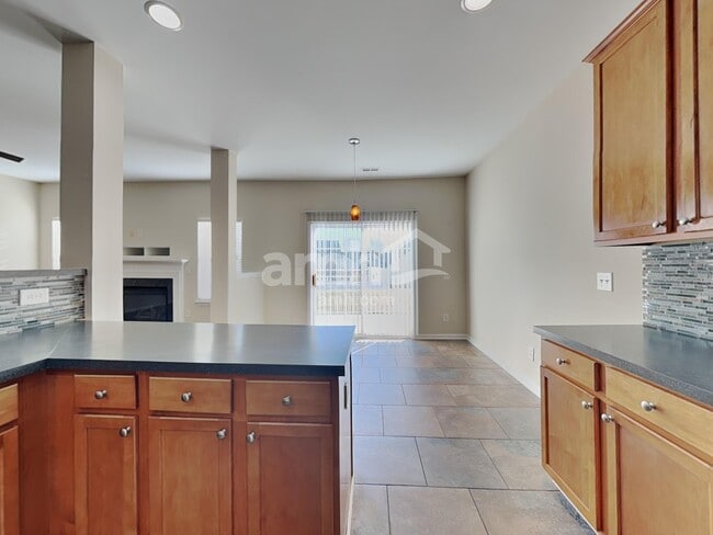 Photo - 6352 Hedgewood Ln