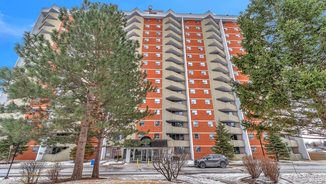 Building Photo - 1105 Jalna Blvd Unit 1010