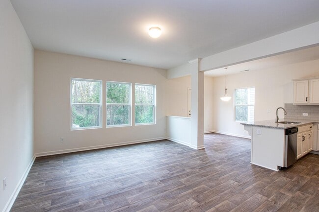 Photo - 14082 Clayborn St