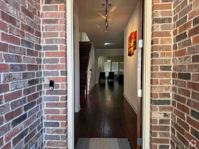 Building Photo - Walsh Trails Beautiful Home
