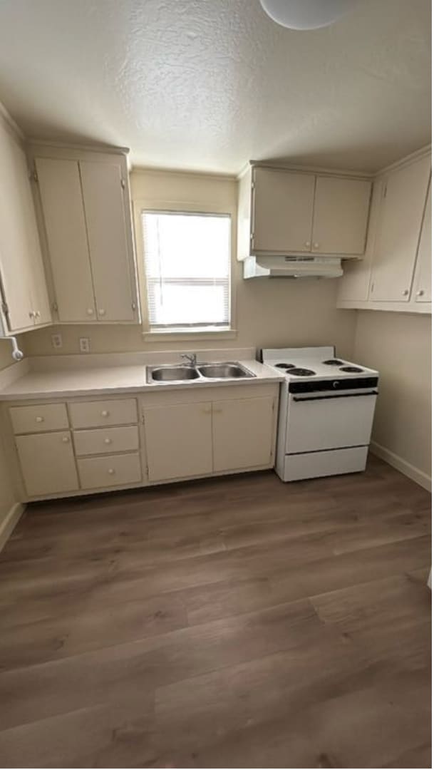 Photo - 2 Bedroom, 1 Bath Single Family Home