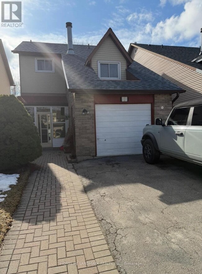 Photo - 58 Muirlands Dr