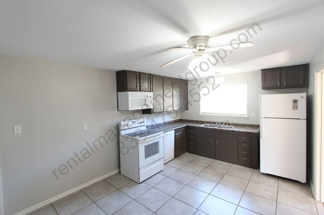 Photo - 448 20th Ave S