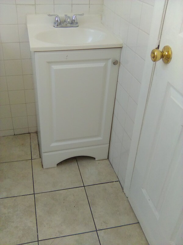 Photo - 594 Roosevelt Ave Unidad second floor apt 2b