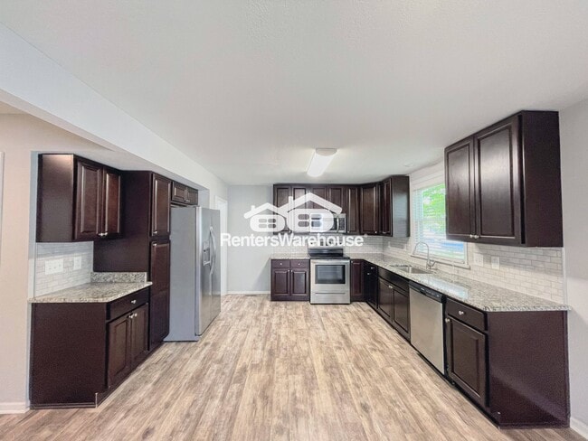 Photo - 3508 Creig St