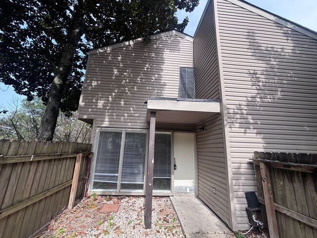 Photo - 511 Fox Run Ave Apartment Unit 1