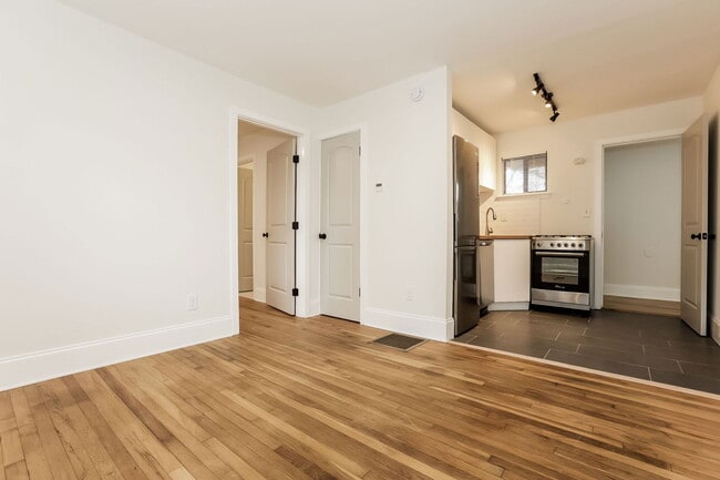 Photo - 755 St Charles Ave NE Unit 9