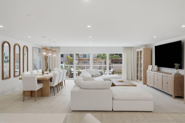 Building Photo - 1173 Hillsboro Mile