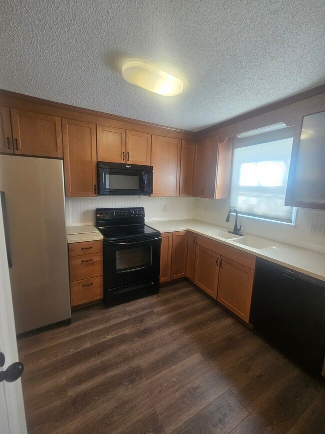 Photo - 103B Sunningdale