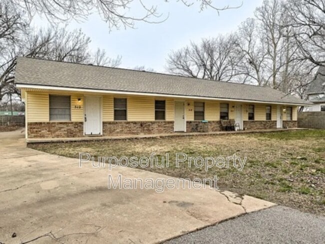 Photo - 516 N Ponca Ave