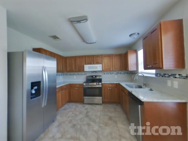 Photo - 201 Outfitter Dr