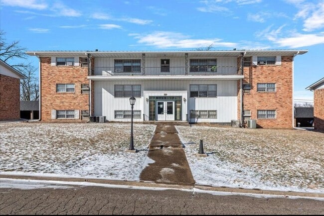 103 S Elder Ln Unit 103 - Unit 2