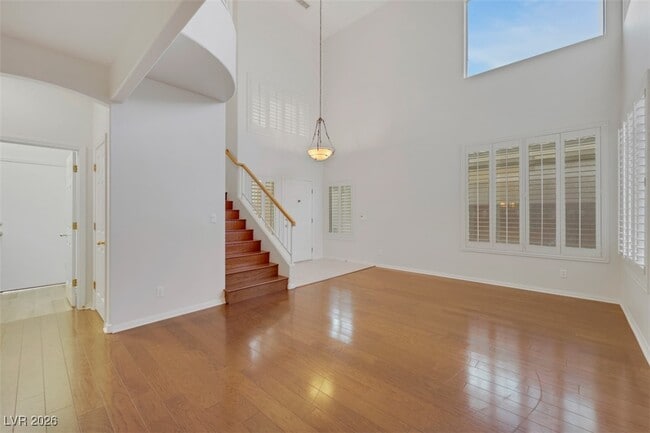 Photo - 1058 Silver Stone Way