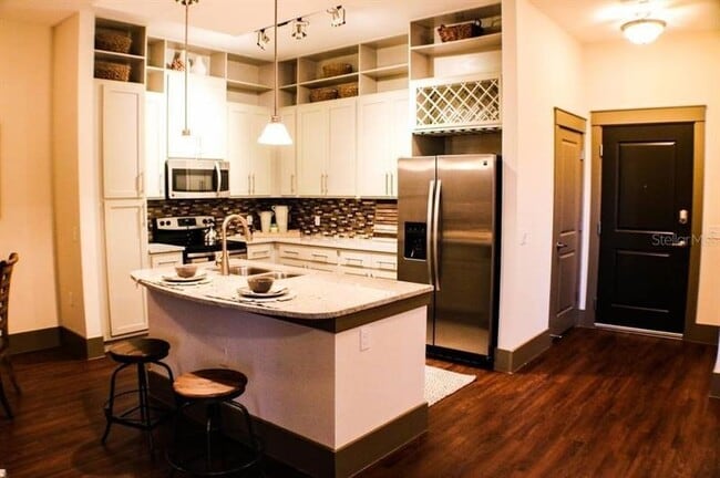 Photo - 1701 N Lois Ave Unit 162