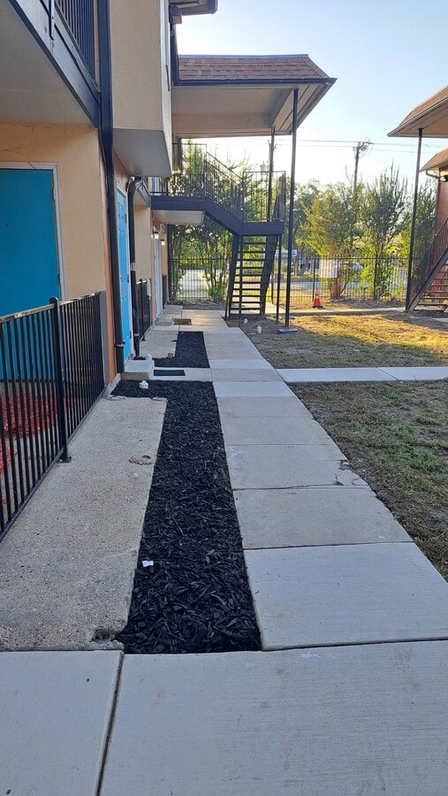Photo - 3718 Pleasanton Rd Unidad 2201