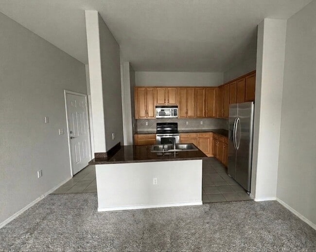 Building Photo - 8489 Canyon Rim Cir