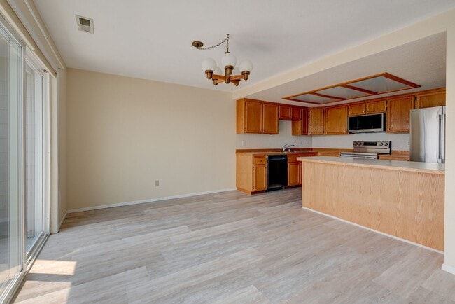 Photo - 2 Bed 2 Bath Apartment with a View