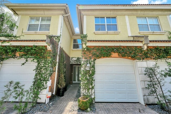 Photo - 1139 NE 13th Ave