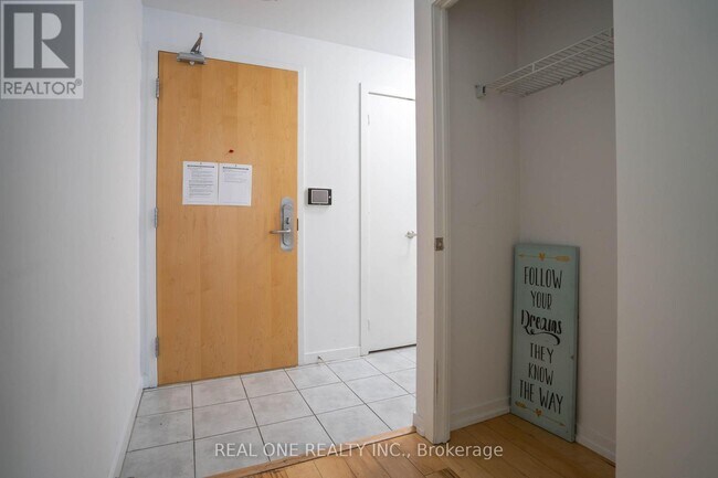 Photo - 65 Bremner Blvd Unit 1207