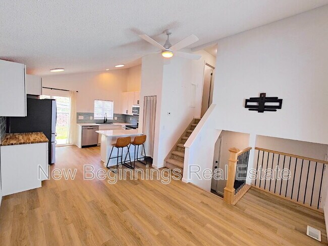 Photo - 5560 Montgomery Terrace