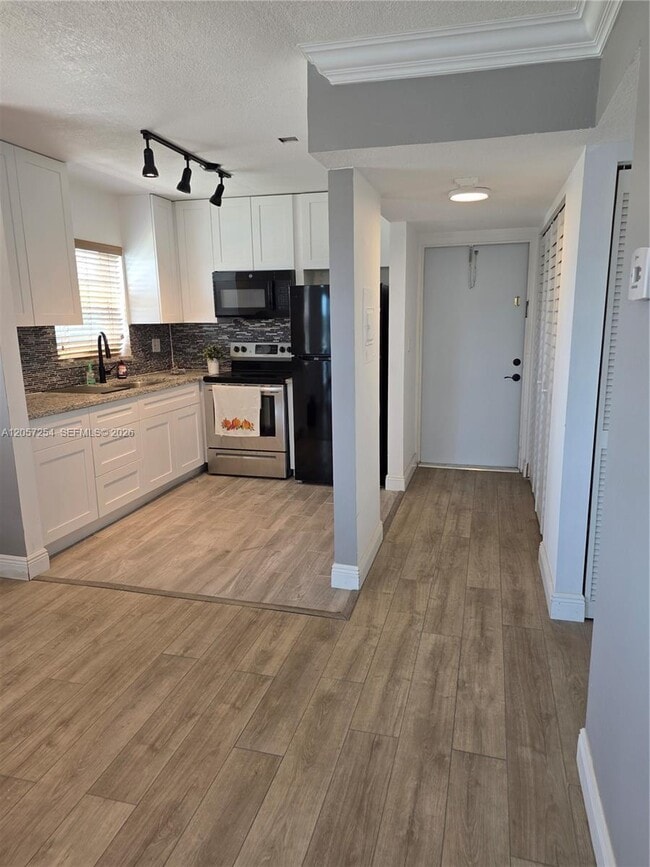 Photo - 3048 Sunrise Lakes Dr E Unit 421