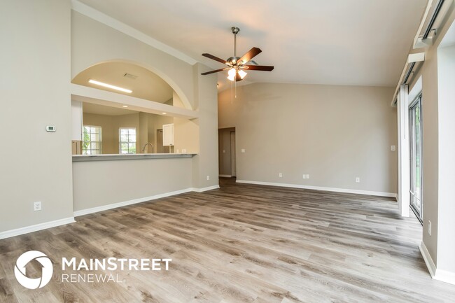 Photo - 9060 Pineapple Rd