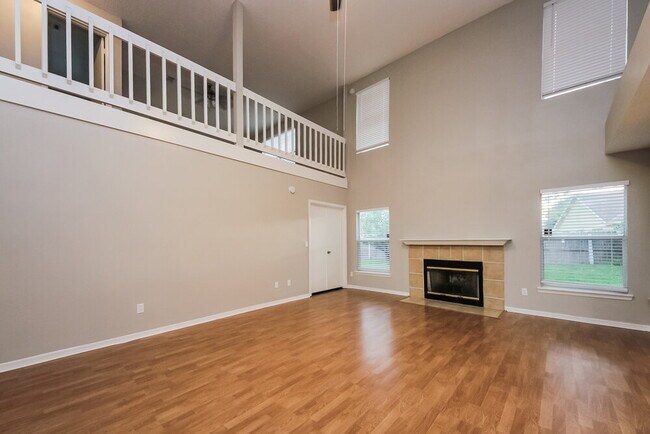 12618 Oldcastle Dr