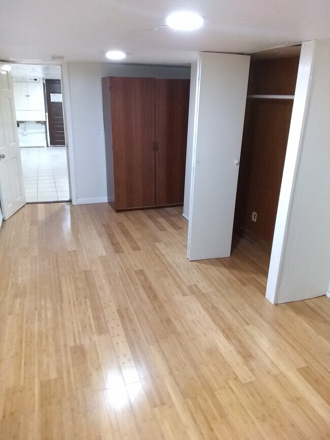 Bedroom - 107 School St Unit one