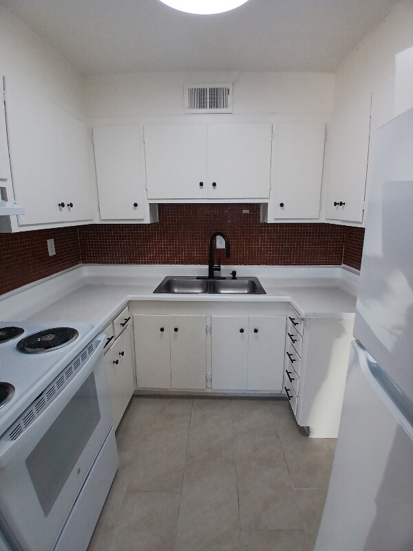 Photo - 209 Flower Ave Unidad 209C