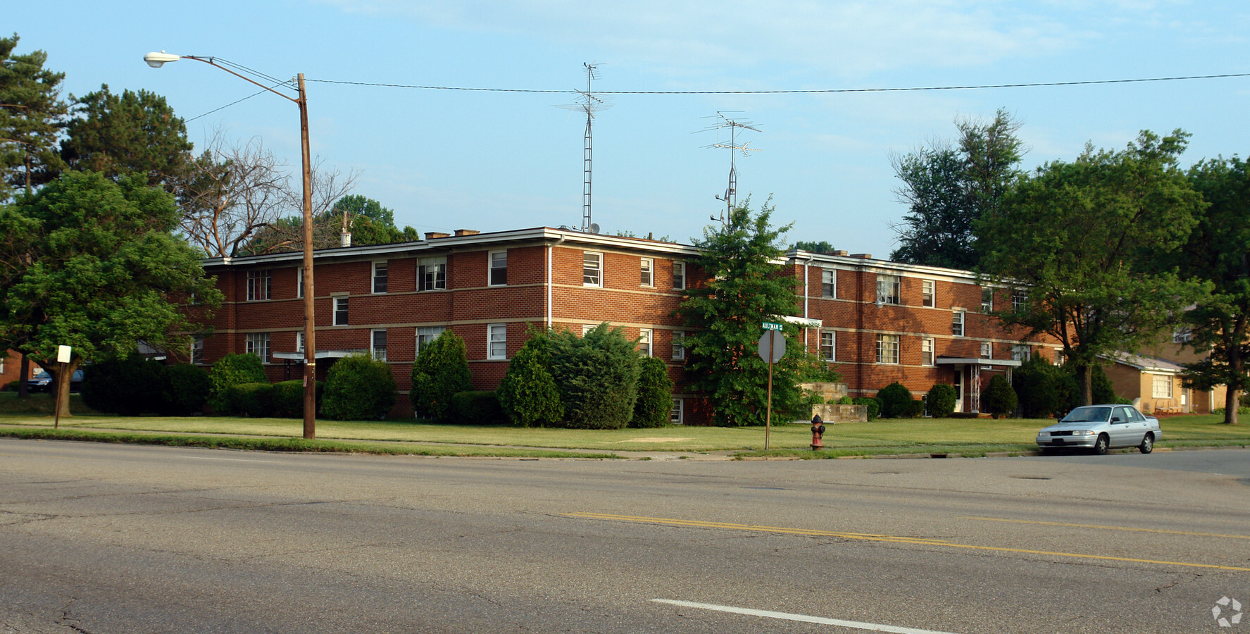 Photo - 3907 W Tuscarawas St Apartments