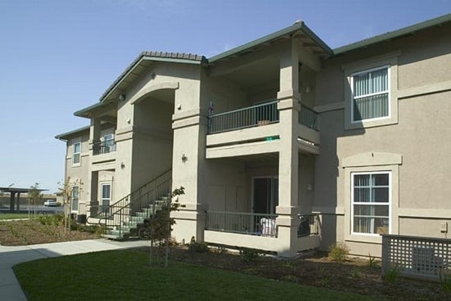 Savannah at Southport - Savannah At Southport